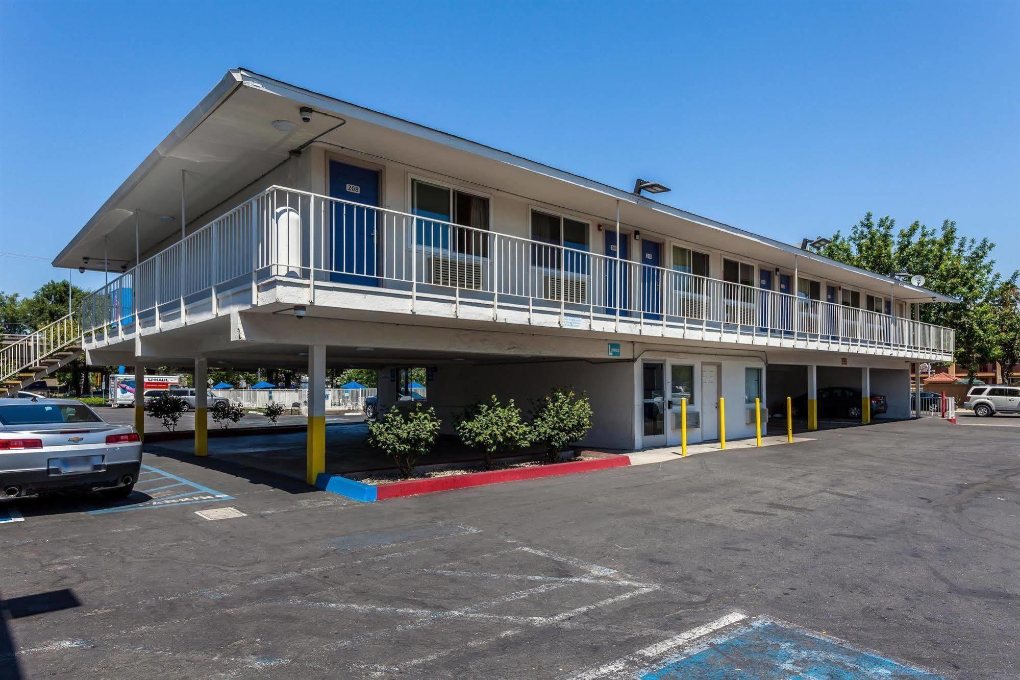 Motel 6 Sacramento, Ca - Downtown Exteriér fotografie